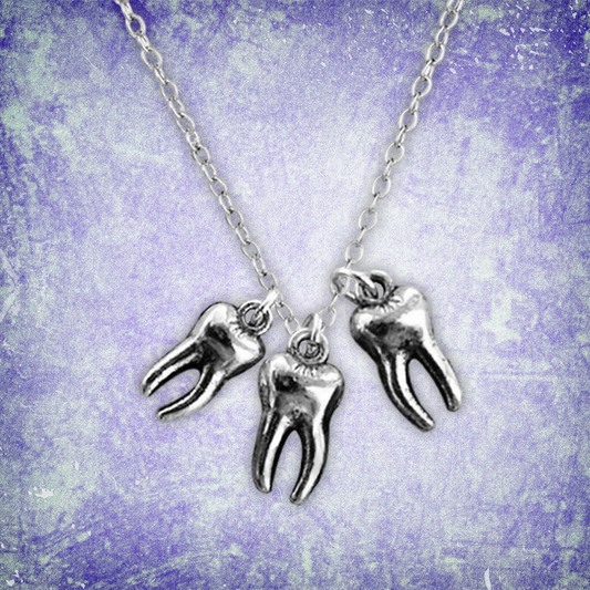 Collier – Tooth Ritual